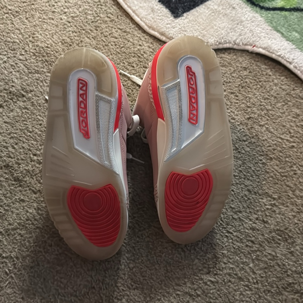 Jordan 3 Retro Rust Pink - Picture 9 of 11